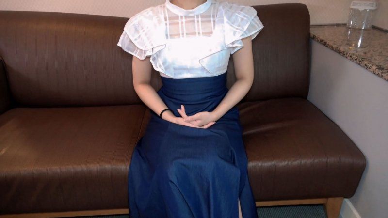 【無碼】果然還是色情全開！和風美人臉的淫蕩表情太棒了⤴穿著優雅洋裝馬上口交真是太色情了！咕嚕、中出 ※特典高畫質