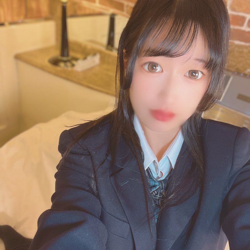 【AF春一番xWBC..我，嚇了一跳，的肉棒】經驗人數只有1人 THE素人"六塊肌纖瘦"莉香醬。第一次看到巨根時嚇了一跳。請享受奇蹟素人莉香醬人生初次AF。